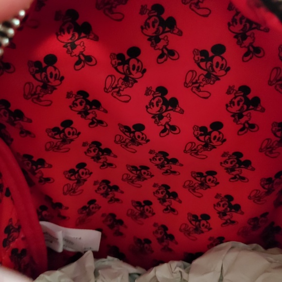 Sold - Picture 4 of 5